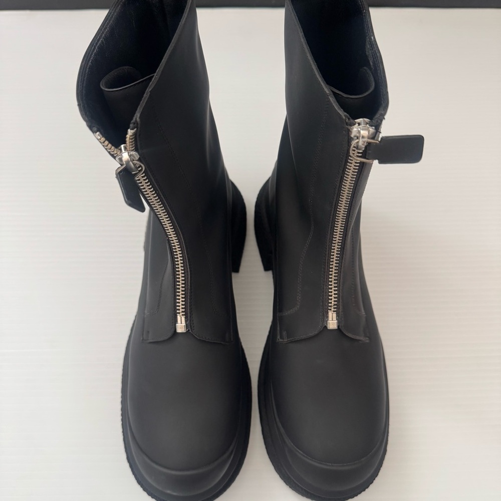 Stuart Weitzman Charli Zip Sport Leather Ankle Boots Black Size 8.5 - Picture 2 of 16